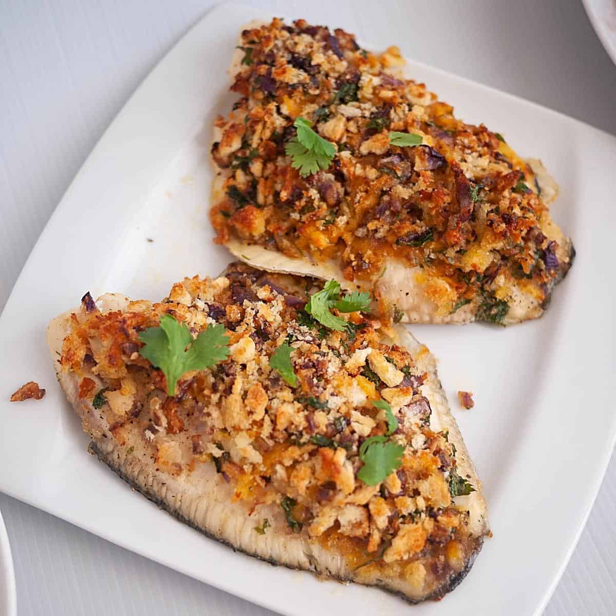 BREADCRUMB BAKED FISH FILLETS