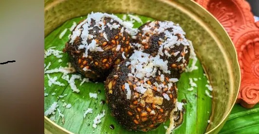 Coconut Ladoo