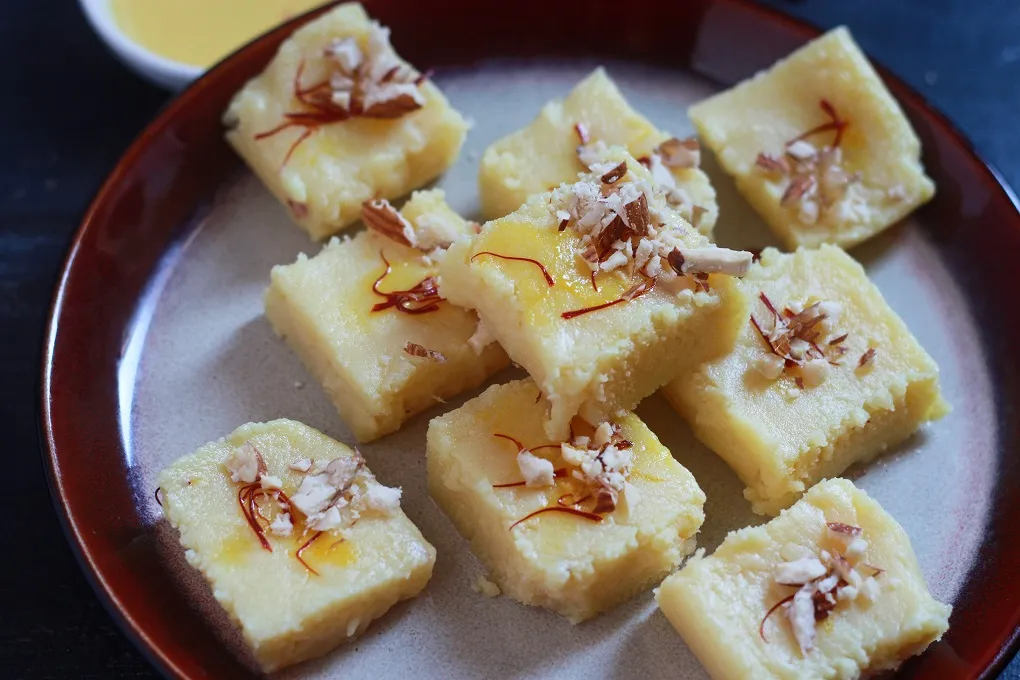 Simple Milk Powder Burfi