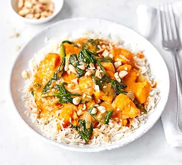 Sweet potato & peanut curry
