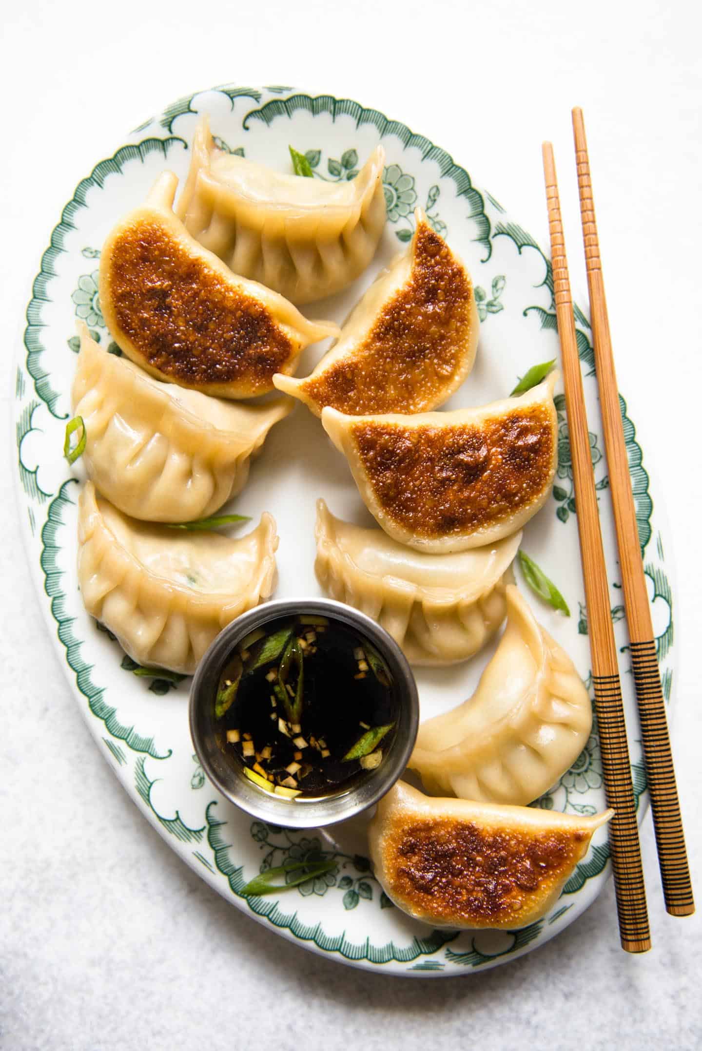 CHICKEN POTSTICKERS