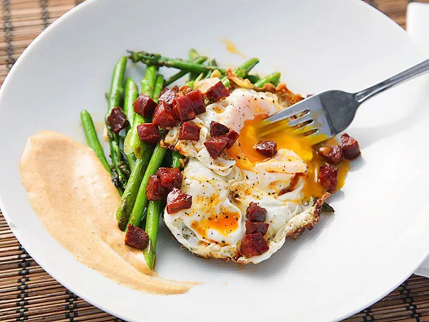 Sautéed Asparagus With Chorizo